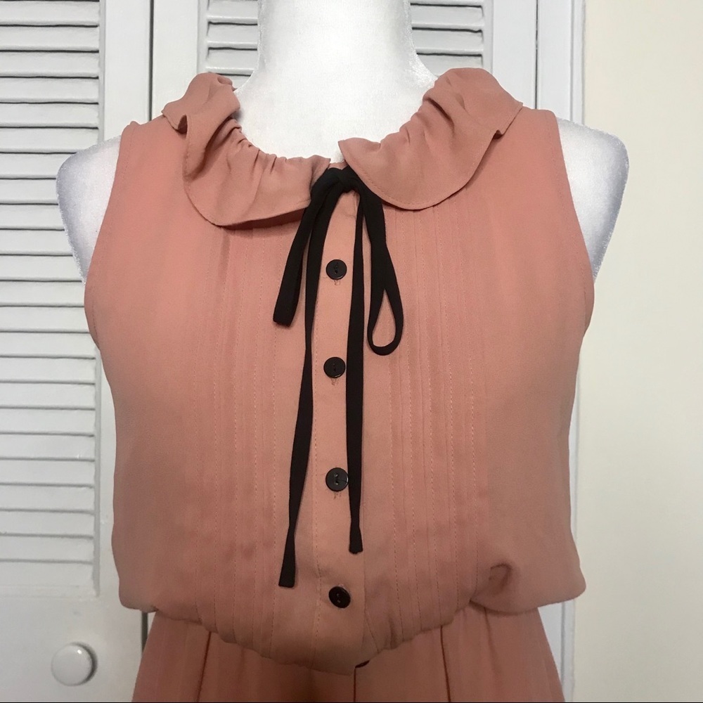 Forever 21 pink dress with black accents - Picture 2 of 4